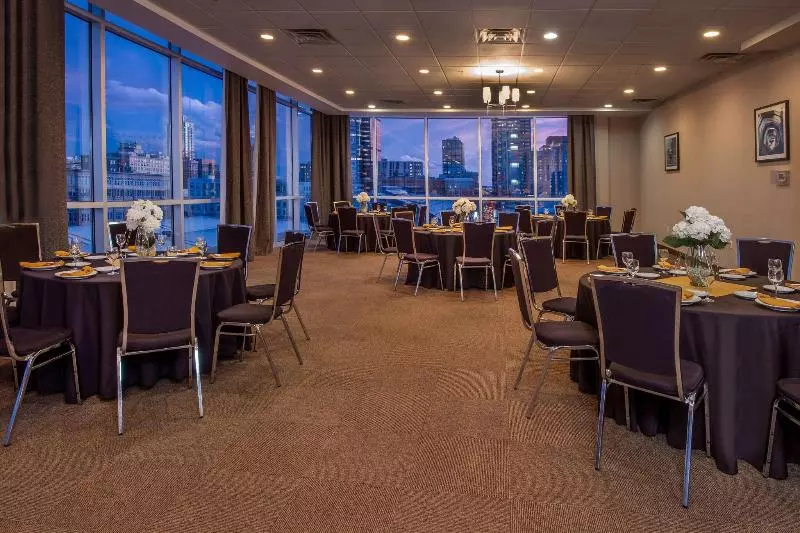 בית מלון כפרי Four Points Philadelphia City Center