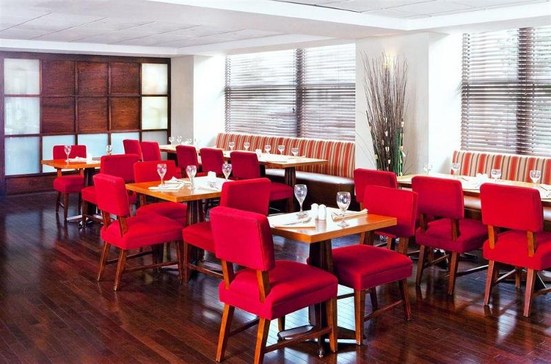 هتل Four Points Philadelphia City Center