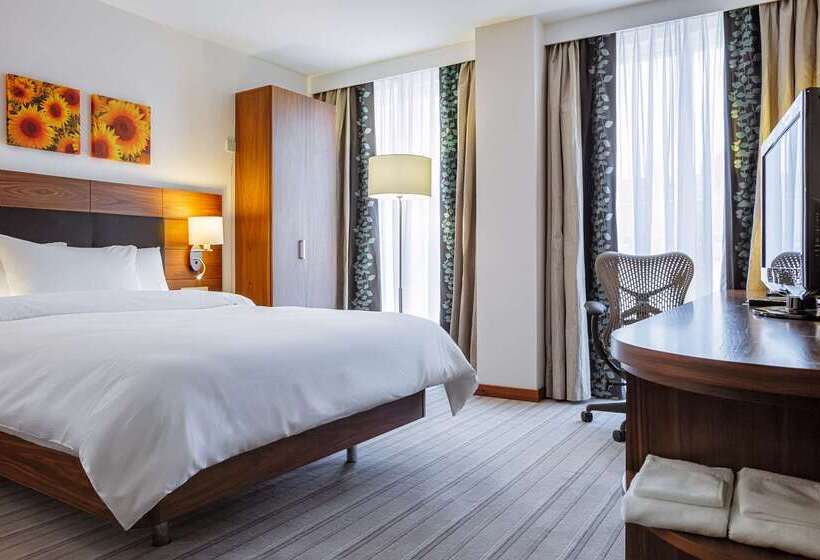 هتل Hilton Garden Inn Krasnodar