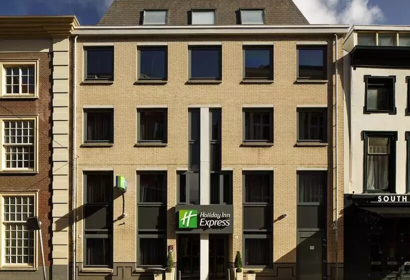 Hotel Holiday Inn Express The Hague   Parliament, An Ihg