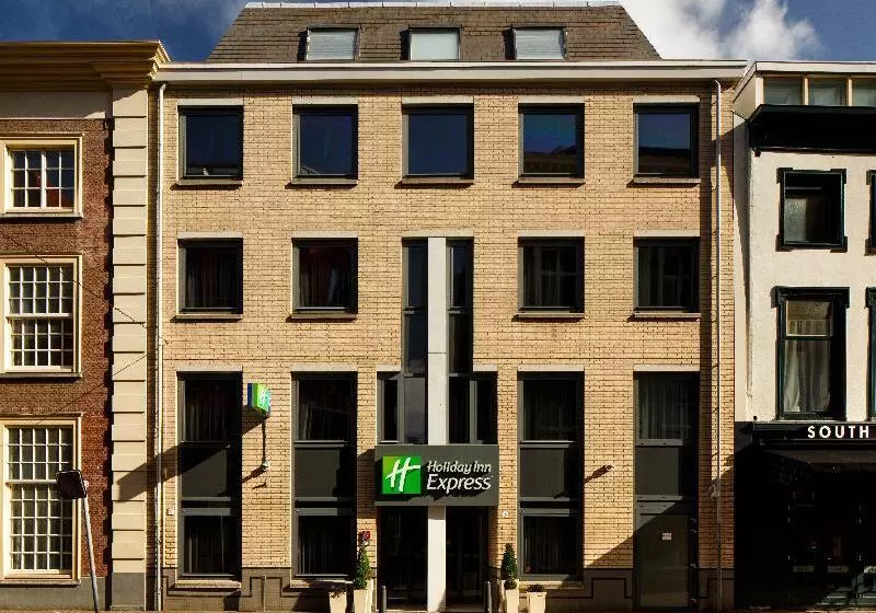Hotel Holiday Inn Express The Hague   Parliament, An Ihg
