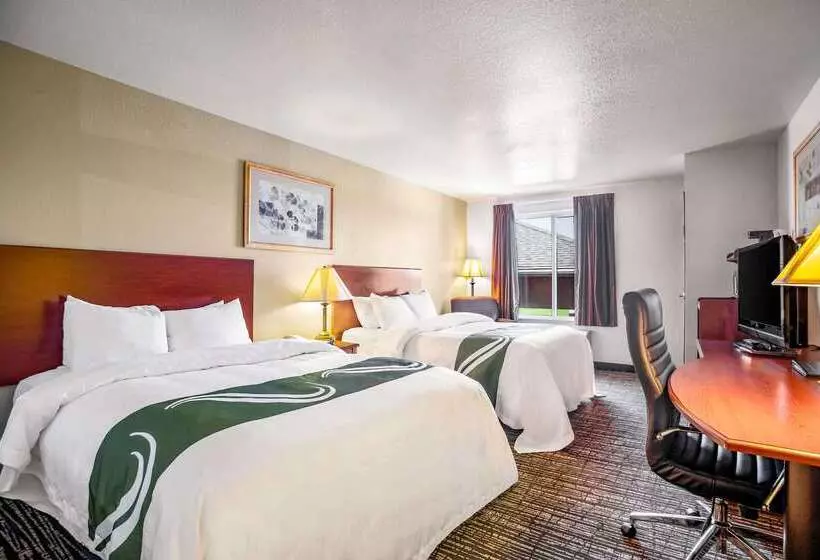 Otel Quality Inn Parsons North