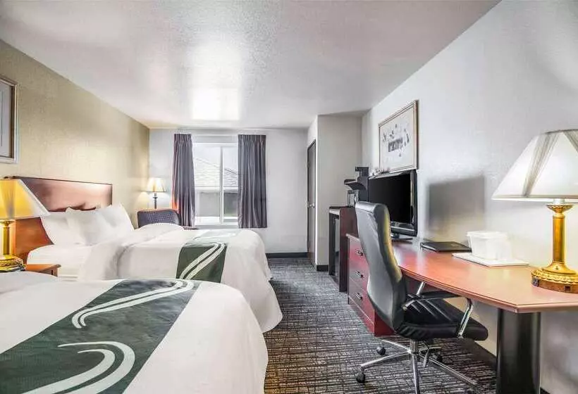 ホテル Quality Inn Parsons North