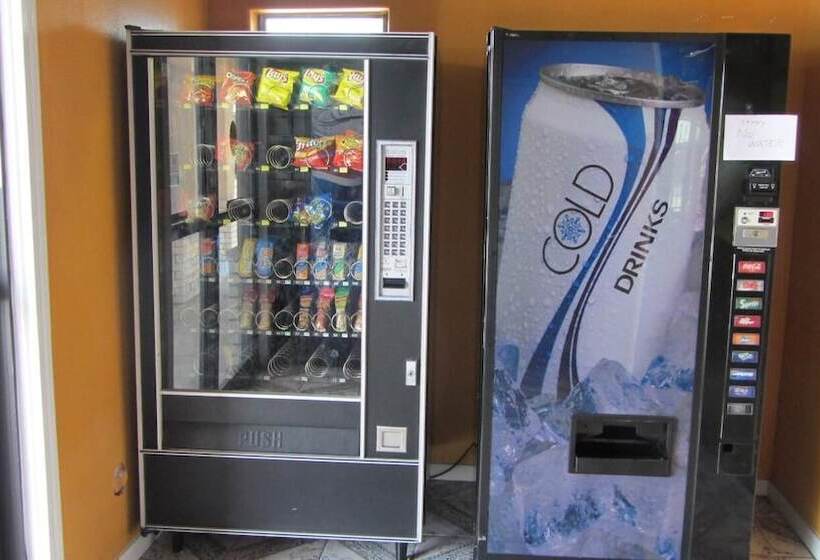 فندق Regency Inn