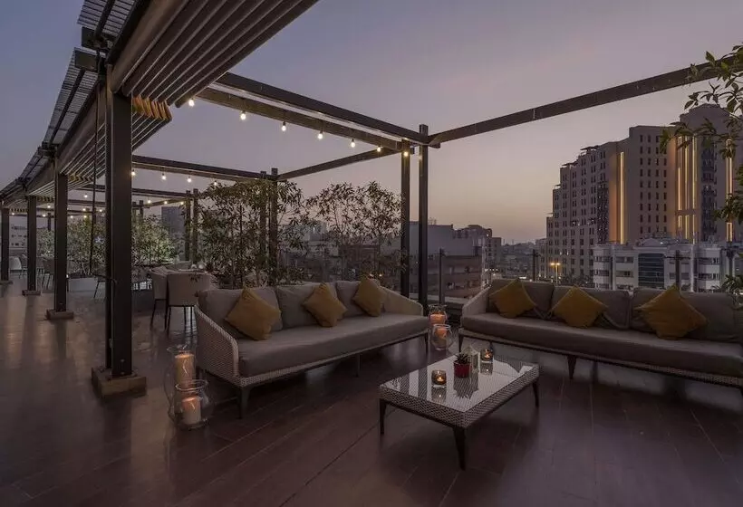 هتل Swissôtel Al Ghurair Dubai