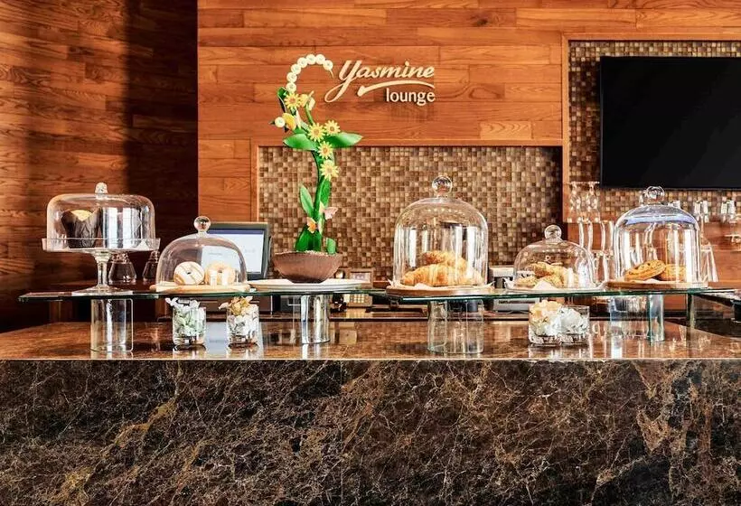هتل Swissôtel Al Ghurair Dubai