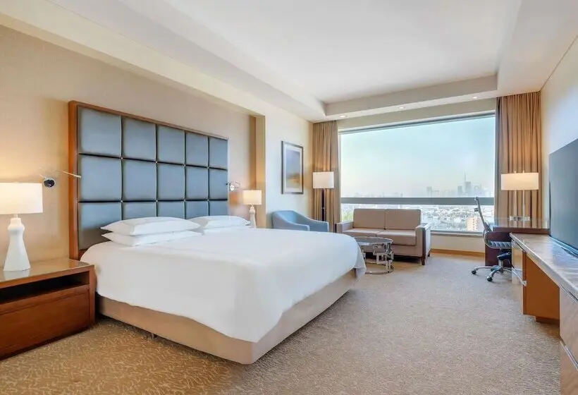 هتل Swissôtel Al Ghurair Dubai