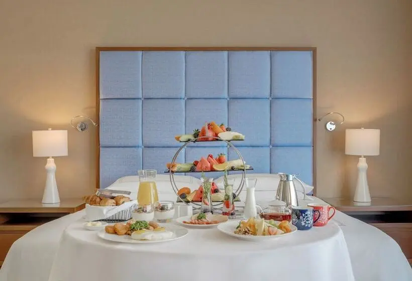 هتل Swissôtel Al Ghurair Dubai