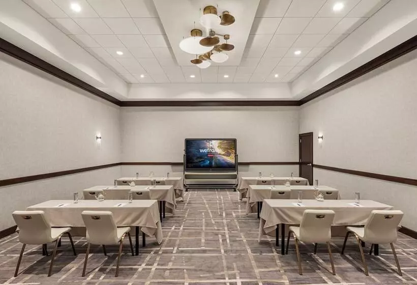 호텔 The Westin Edina Galleria