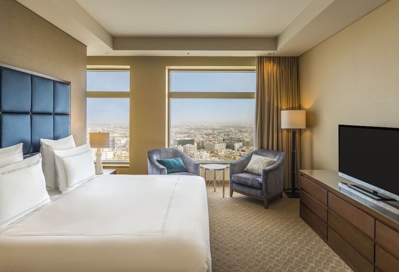 Отель Swissôtel Al Ghurair Dubai