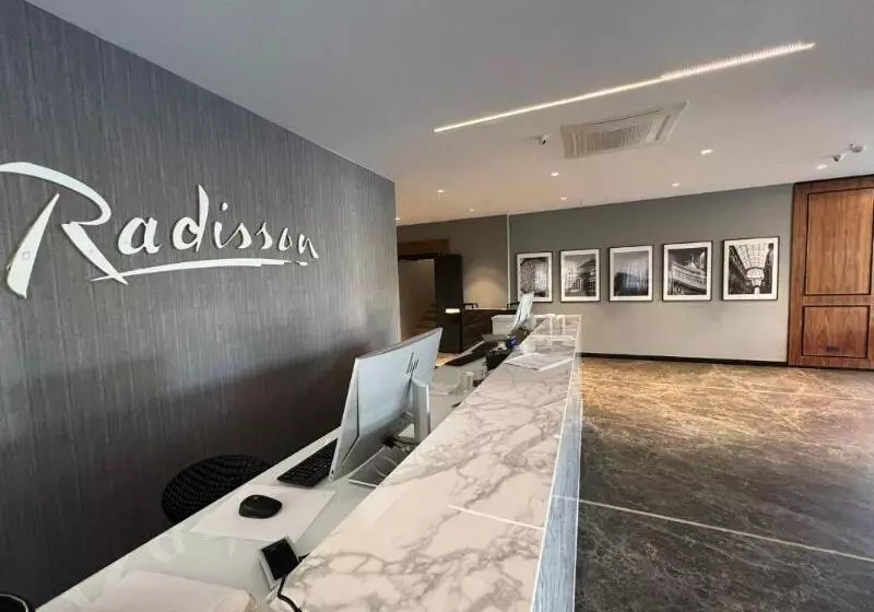 Radisson Hotel Nola Naples