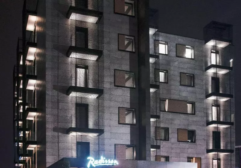 Radisson Hotel Nola Naples