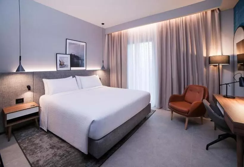 Radisson Hotel Nola Naples