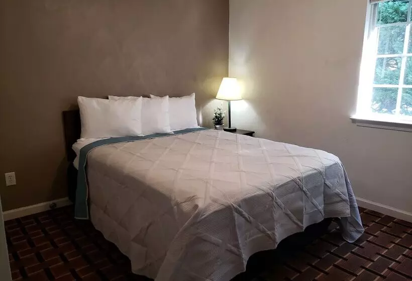 Affordable Suites Burlington