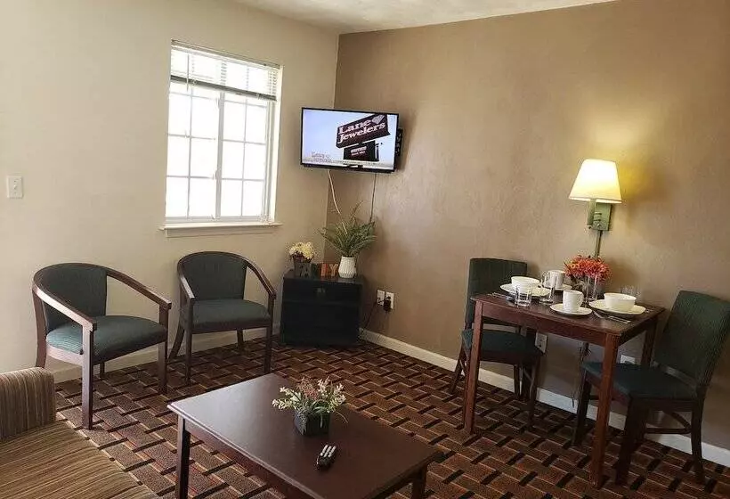 Affordable Suites Burlington