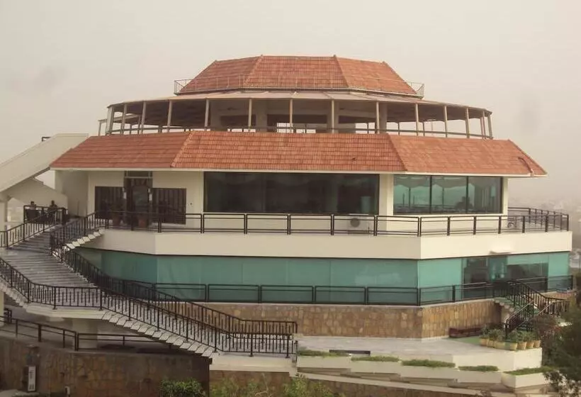 Dreamworld Resort, Hotel & Golf Course