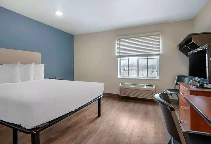 Extended Stay America Select Suites  Indianapolis  West