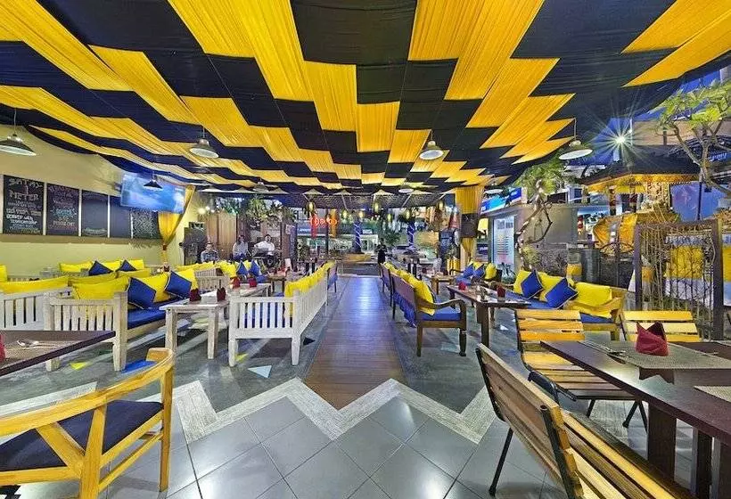 בית מלון כפרי Adhi Jaya