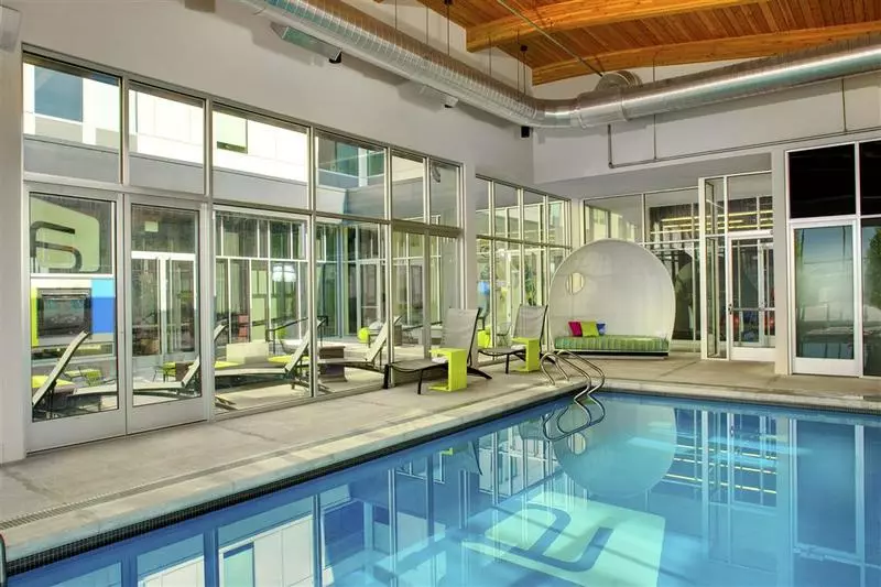 בית מלון כפרי Aloft Green Bay