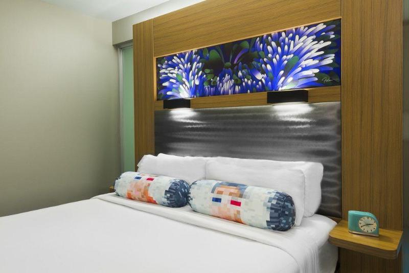 ホテル Aloft Tallahassee Downtown