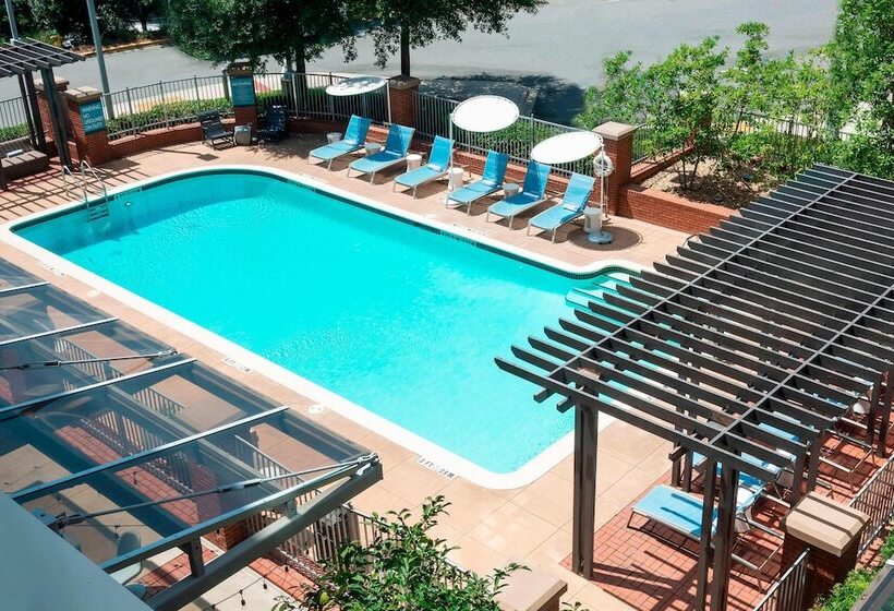 ホテル Aloft Tallahassee Downtown