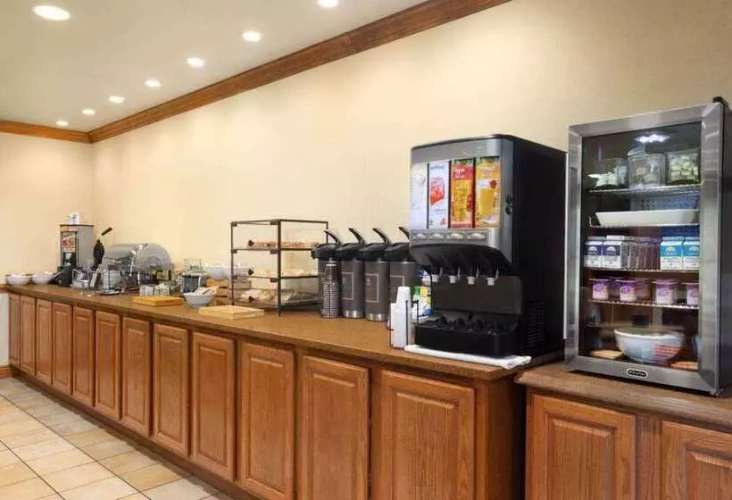 Отель Country Inn & Suites By Radisson, Saraland, Al