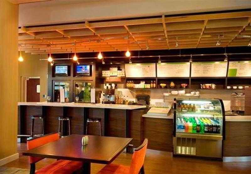 فندق Courtyard By Marriott Atlanta Buford Mall Of Georgia