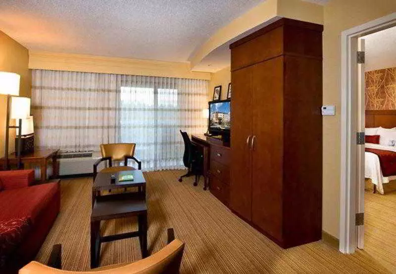 酒店 Courtyard By Marriott Atlanta Buford Mall Of Georgia