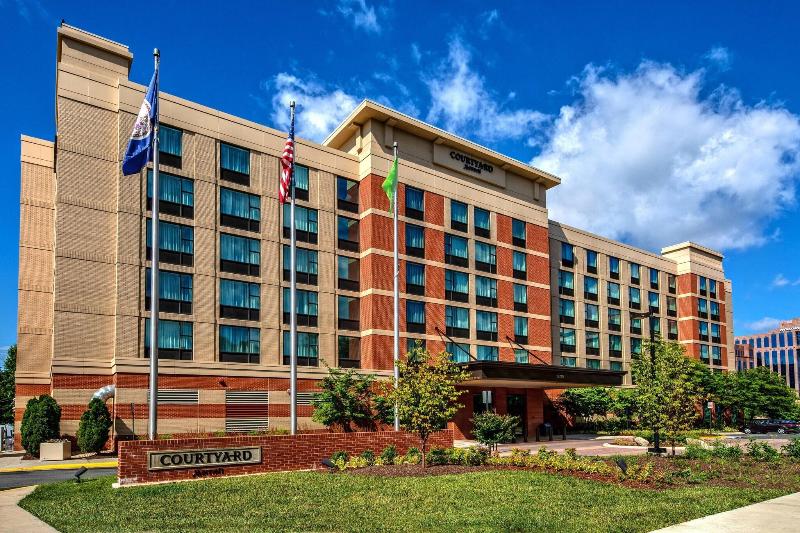 فندق Courtyard By Marriott Dulles Airport Herndon