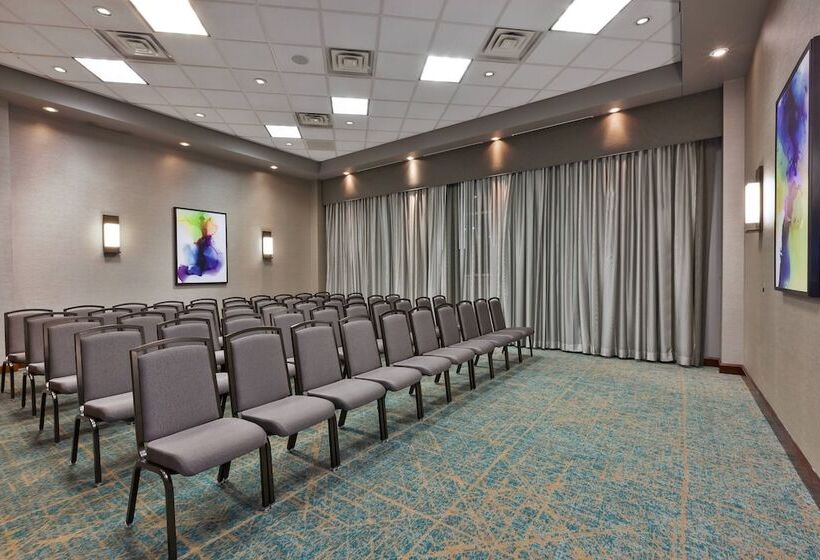 فندق Courtyard Omaha La Vista