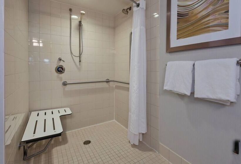 فندق Courtyard Omaha La Vista