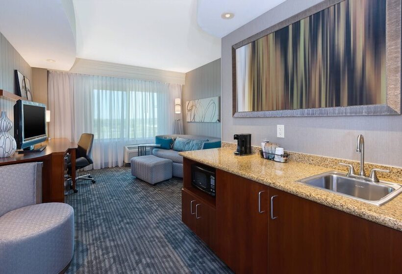 فندق Courtyard Omaha La Vista