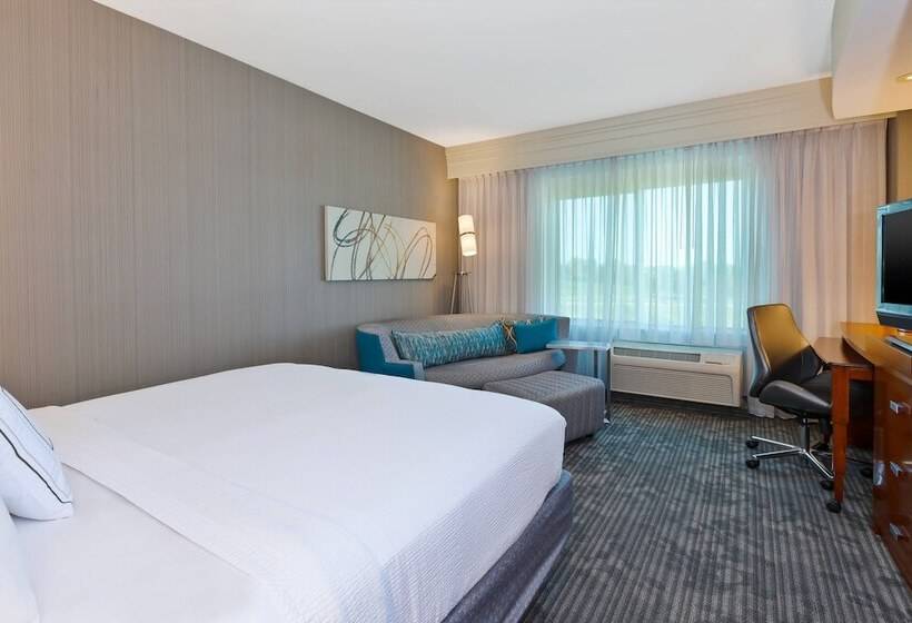 فندق Courtyard Omaha La Vista
