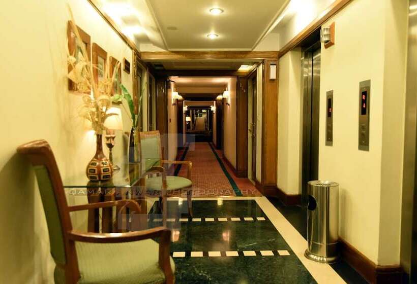 هتل Crown Plaza Islamabad