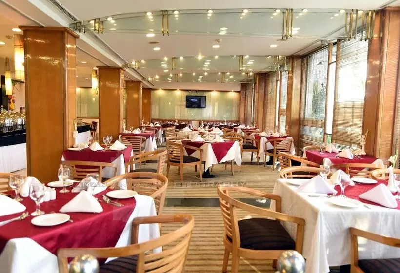 هتل Crown Plaza Islamabad