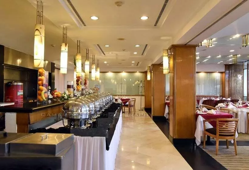 هتل Crown Plaza Islamabad