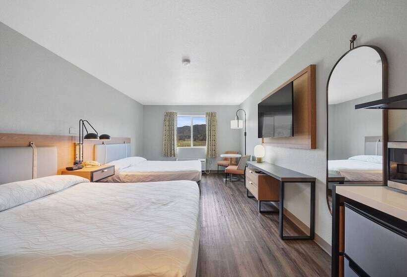 酒店 Garibaldi Inn At The Bay