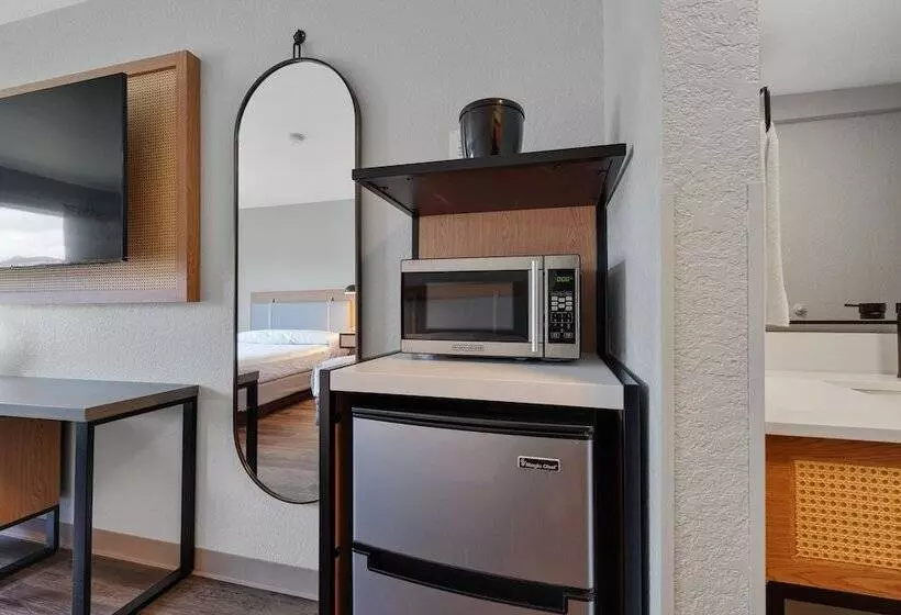 בית מלון כפרי Garibaldi Inn At The Bay