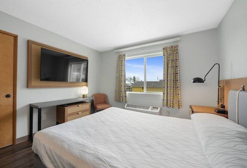 酒店 Garibaldi Inn At The Bay