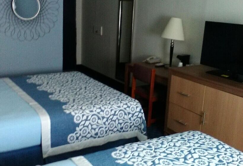 בית מלון כפרי Mainstreet Inn