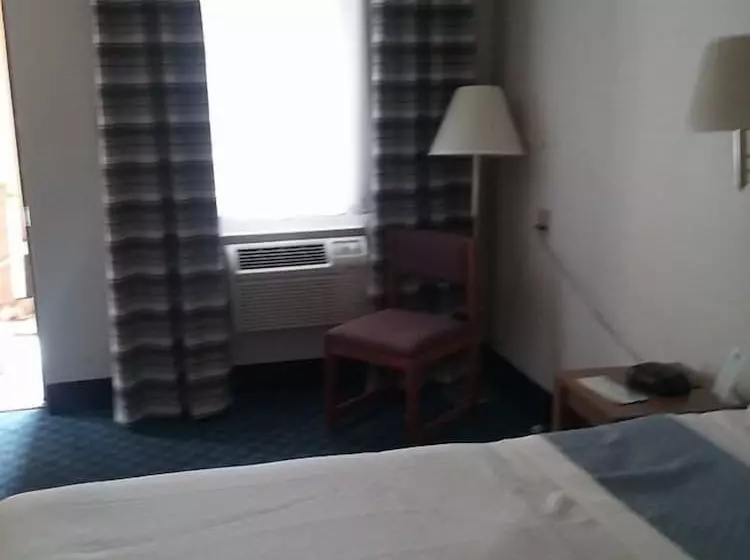 酒店 Mainstreet Inn