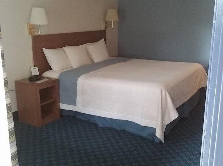 בית מלון כפרי Mainstreet Inn