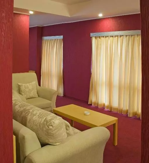 בית מלון כפרי Narin