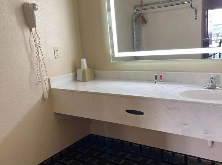 Отель New Hampshire Inn