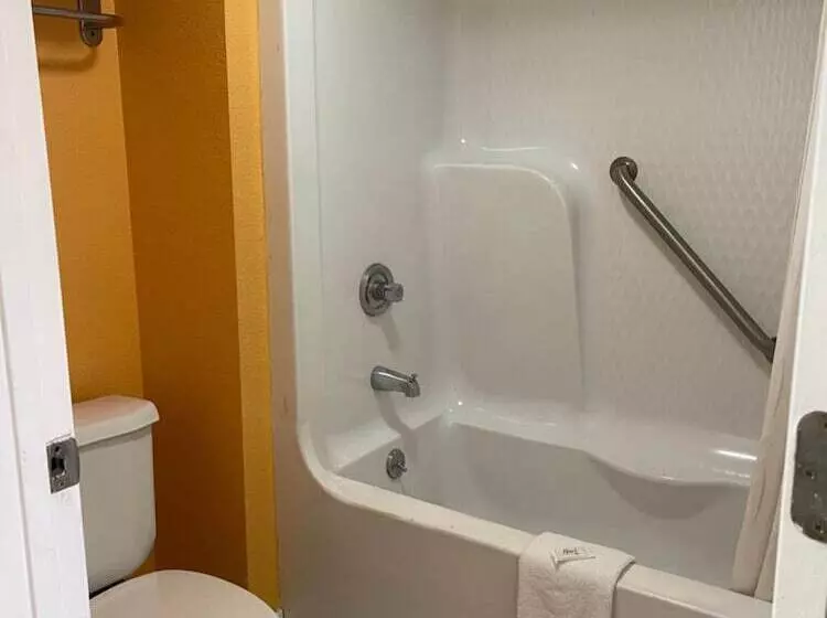 Отель New Hampshire Inn