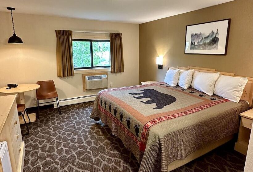 Отель Spirit Lake Lodge