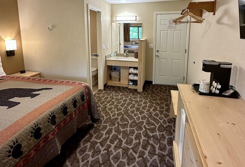 Отель Spirit Lake Lodge