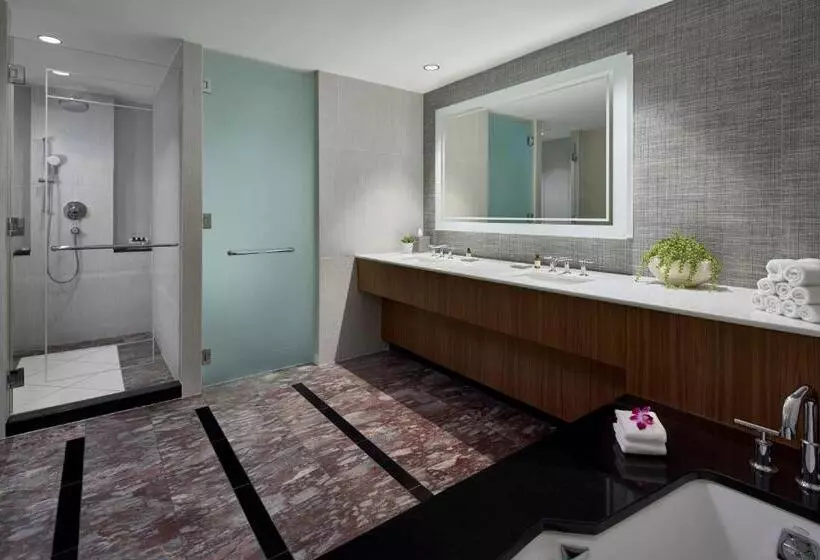 호텔 The Opus Westchester, Autograph Collection