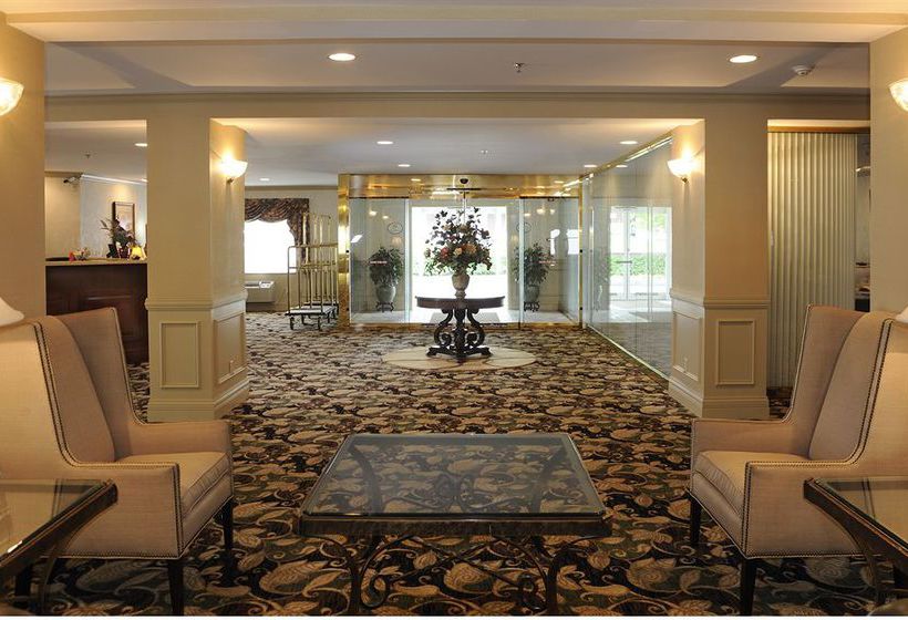 호텔 University Inn