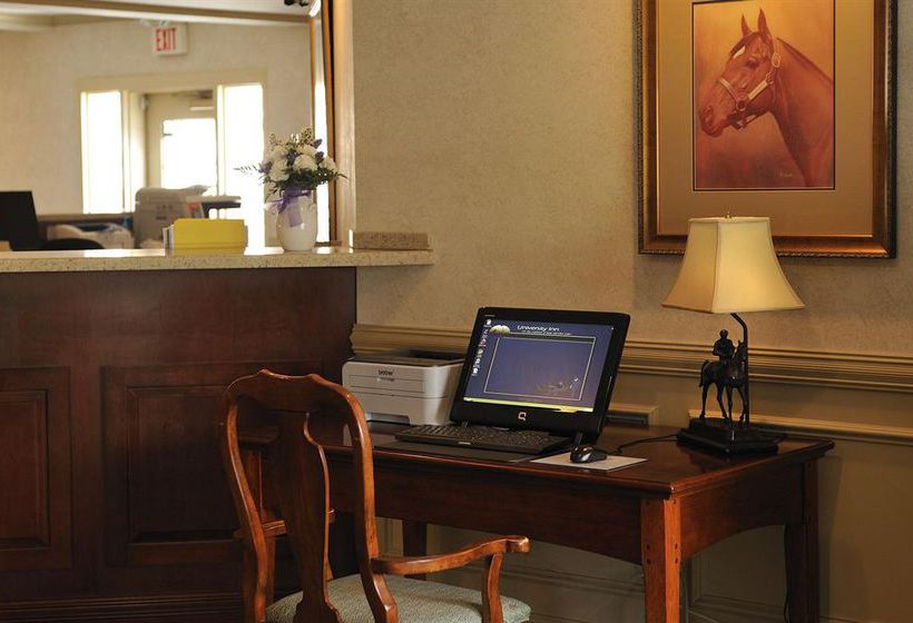 호텔 University Inn